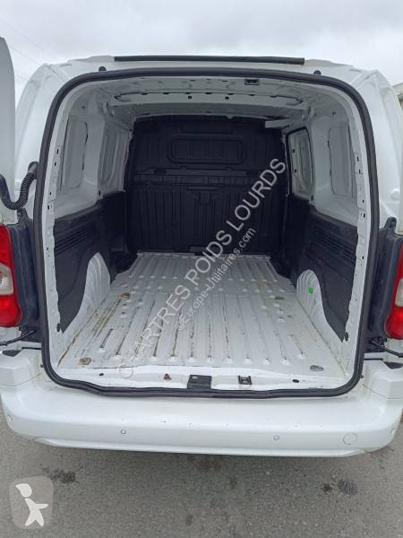 Véhicule utilitaire Opel
