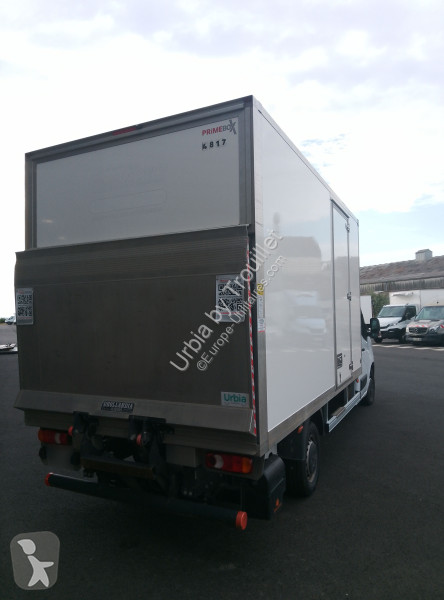 Véhicule utilitaire Renault 20M3 145 CV HAYON...