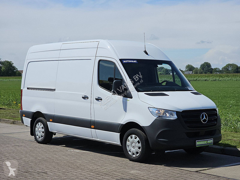 Veicolo commerciale Mercedes 317 L2H2...