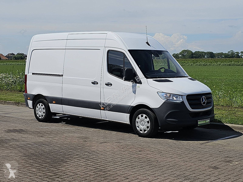 Veículo utilitário Mercedes 314 L2H2 Mbux...