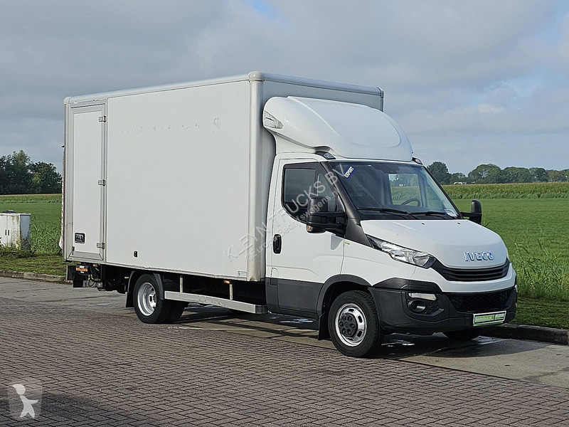 Véhicule utilitaire Iveco 35C14 ac export EURO6
