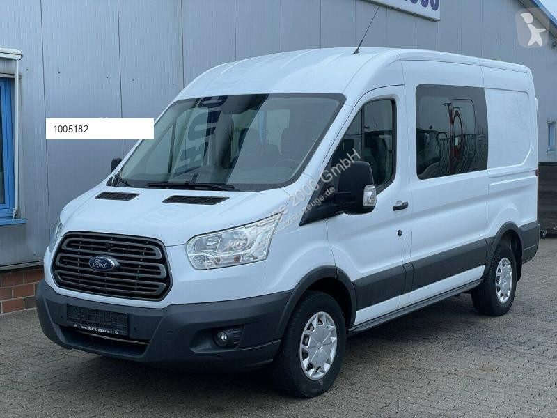 Véhicule utilitaire Ford