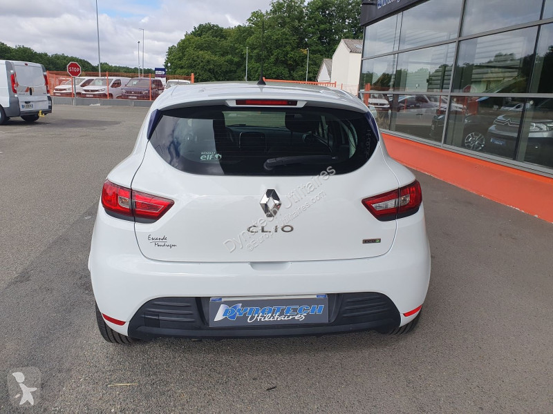 Véhicule utilitaire Renault CLIO IV STE 1.5 DCI...