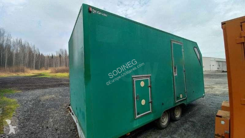 Véhicule utilitaire Gruau BARAQUE DE CHANTIER...