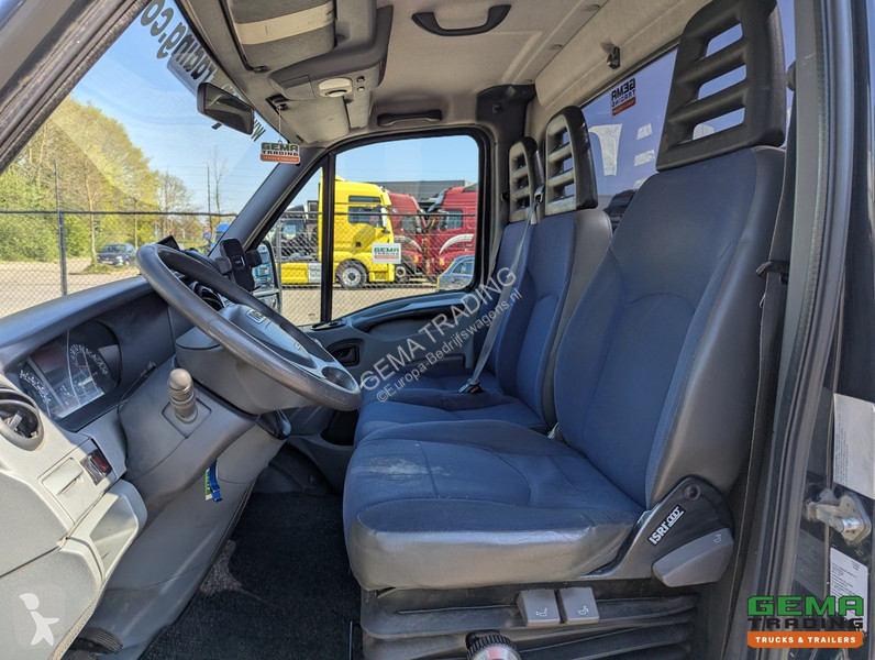 Véhicule utilitaire Iveco 4x2 Euro4 -...