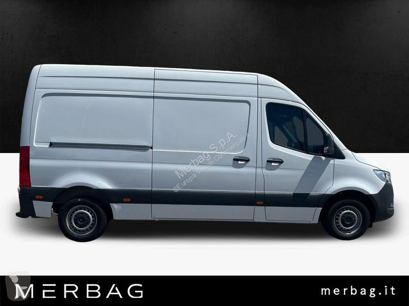 Veicolo commerciale Mercedes Sprinter F39/35...