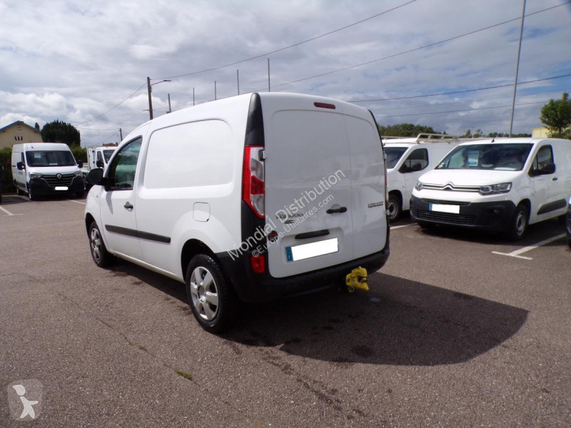Véhicule utilitaire Renault dci 95 grand confort