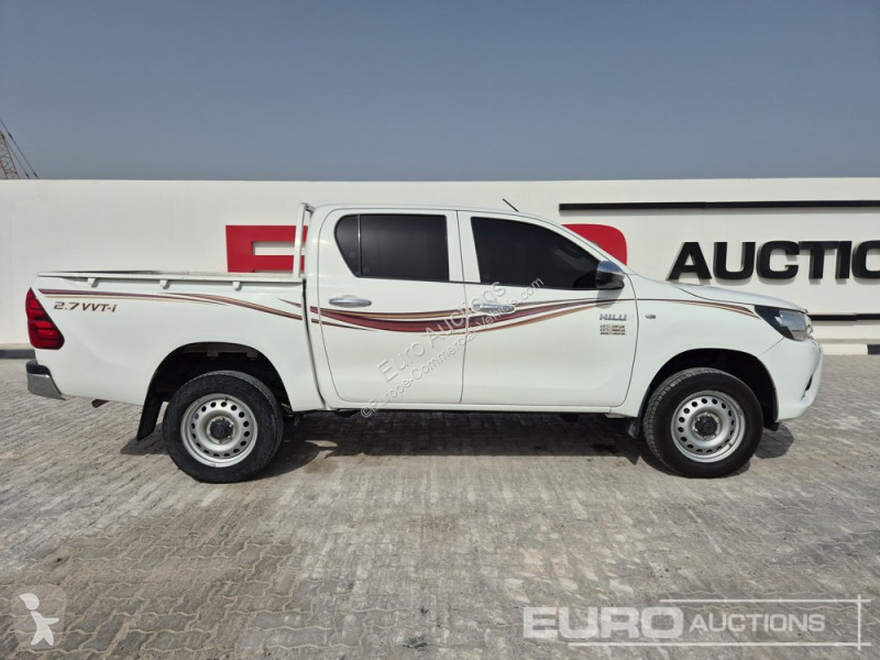 Véhicule utilitaire Toyota Hilux