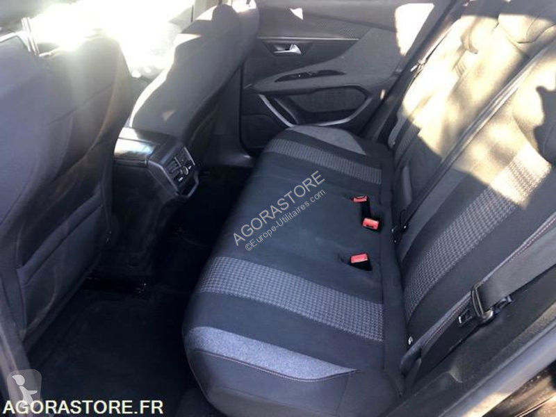 Veicolo commerciale Peugeot blueHdi 120...