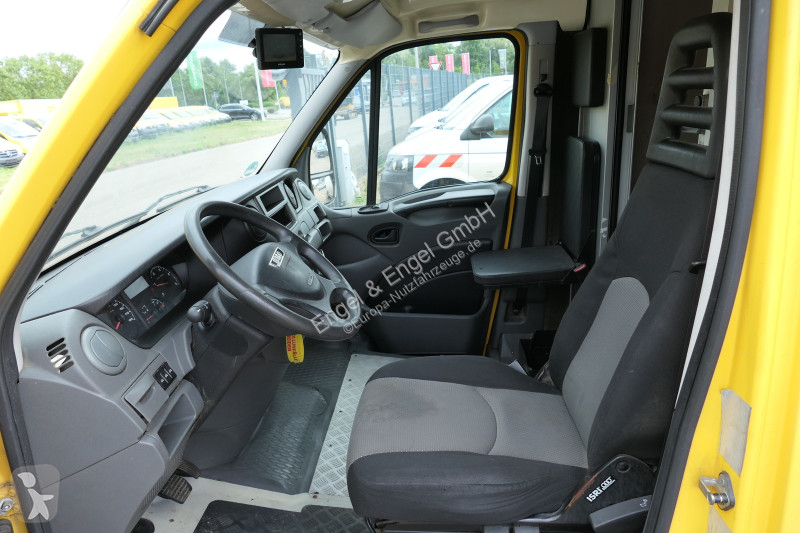 Furgoneta Iveco Daily 35 S11 C30C AUTOMATIK...