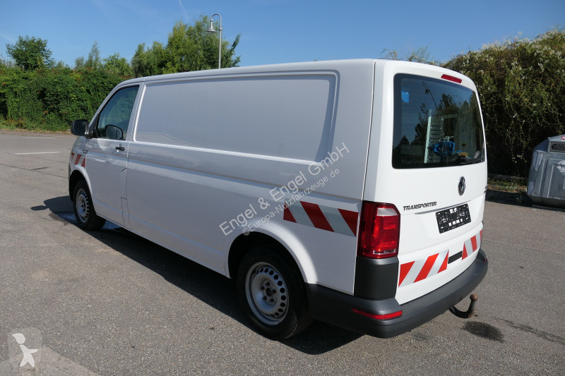 Autoutilitară Volkswagen T6 Lang Transporter...
