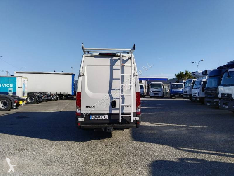 Furgoneta Iveco