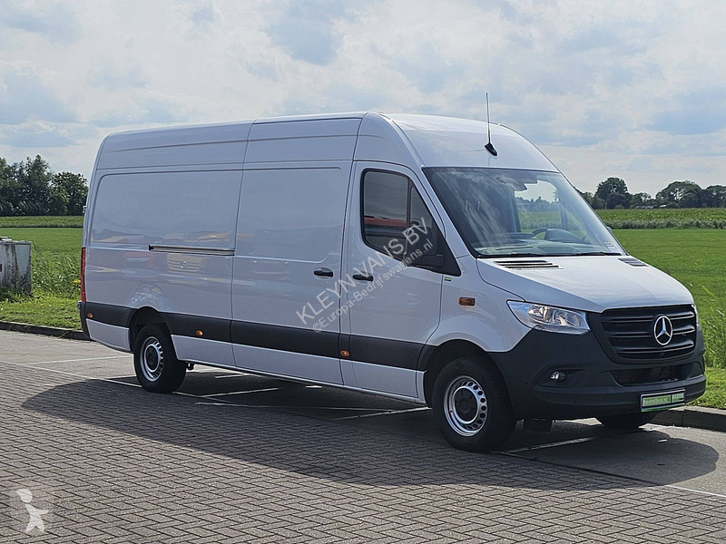 Užitkové vozidlo Mercedes 317 L3H2 Maxi Mbux