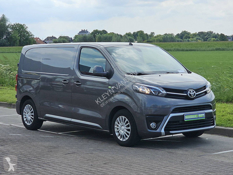 Furgoneta Toyota 2.0 L2 2x-Zijdeur MARGE! pro-ace