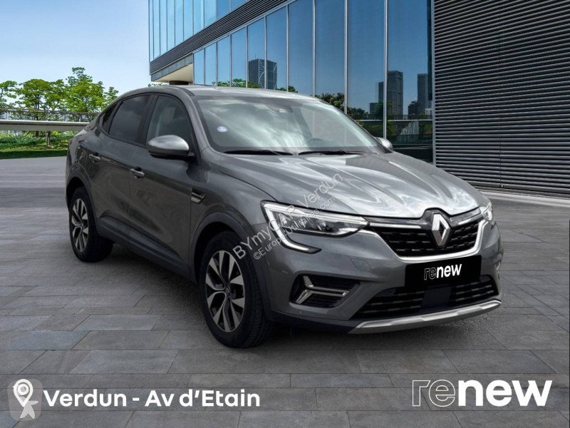 Véhicule utilitaire Renault Arkana mild hybrid...