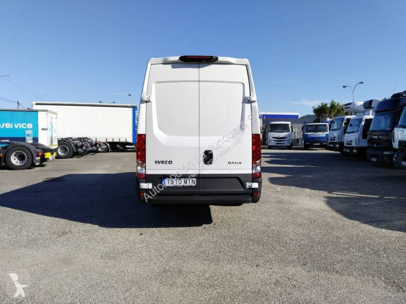 Furgoneta Iveco