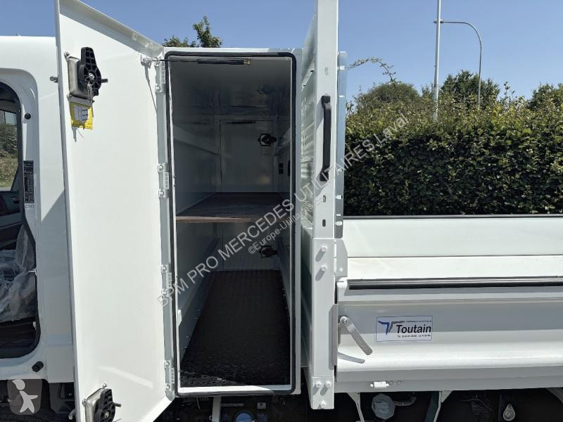Véhicule utilitaire Fuso CCb 3C15 Empattement 28