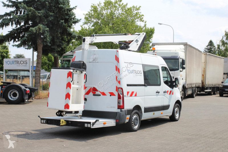 Véhicule utilitaire Renault Versalift ETL32 11m...
