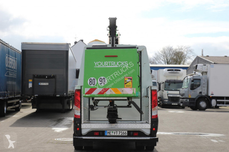 Véhicule utilitaire Iveco 70-150 KLUBBK42P 14,8...
