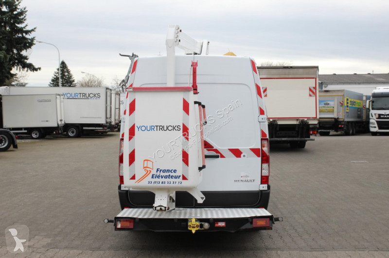 Veicolo commerciale Renault France-Elevateur...