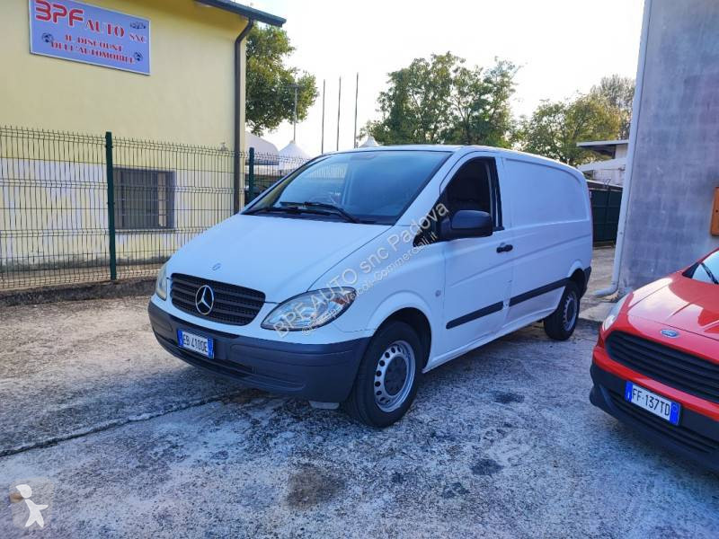 Furgoneta Mercedes