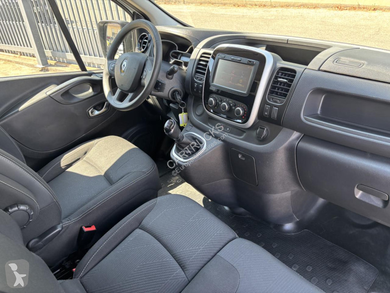 Varevogn Renault TRAFIC