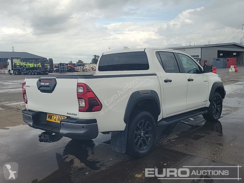 Véhicule utilitaire Toyota Hilux
