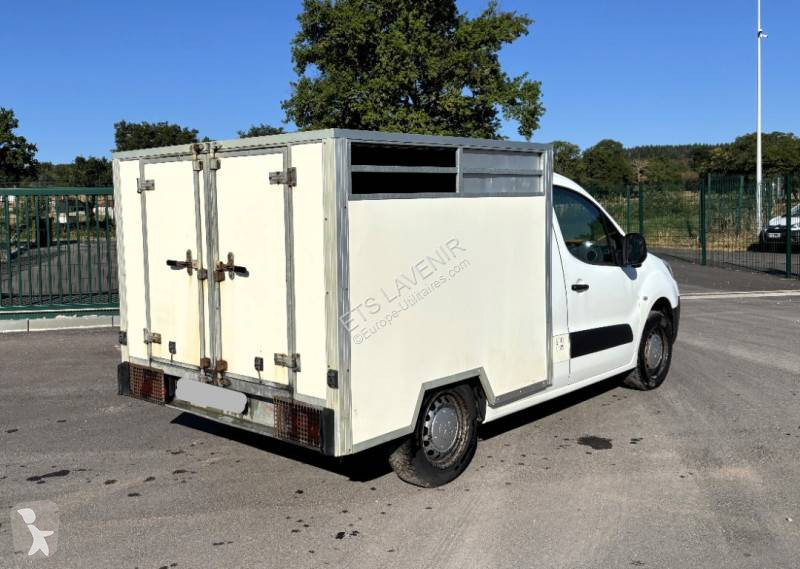 Véhicule utilitaire Peugeot