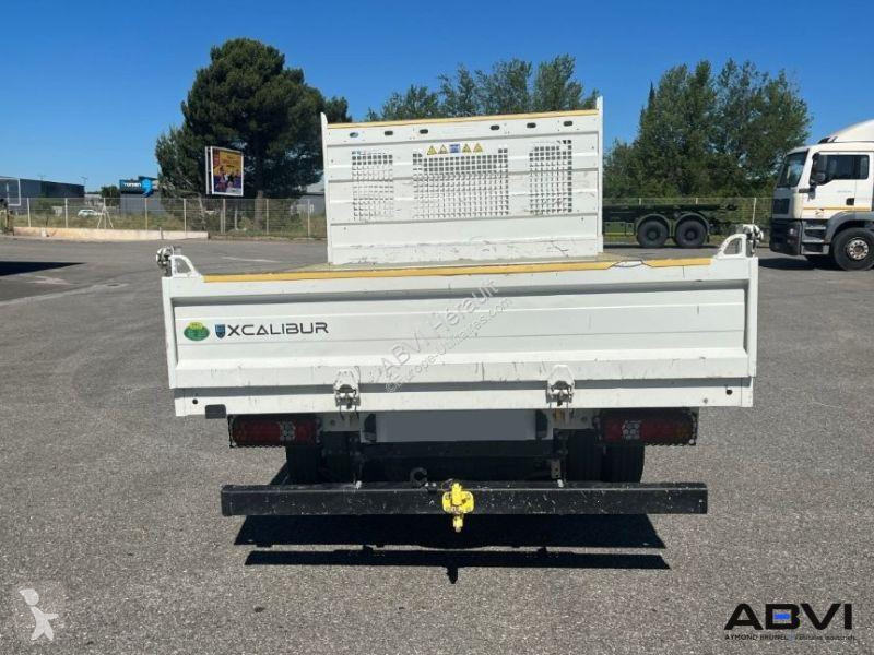 Véhicule utilitaire Iveco 35C16 3L BENNE 3.20M...