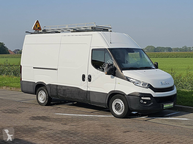 Veicolo commerciale Iveco 35S14       L2H2...