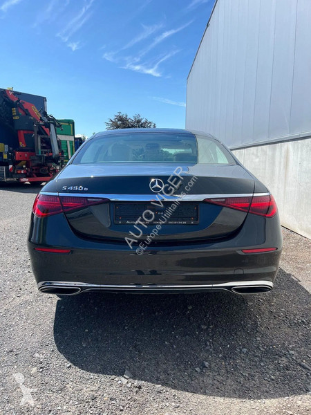 Autoutilitară Mercedes S450e...
