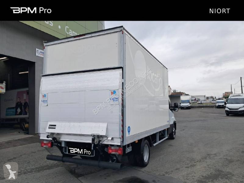 Véhicule utilitaire Iveco