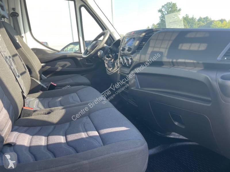 Furgoneta Iveco