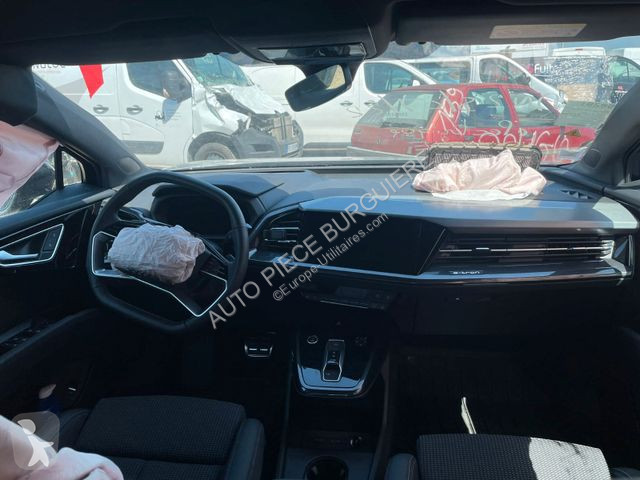 Autoutilitară Audi Q4 e-tron Q4 50 E-Tron 299 /...