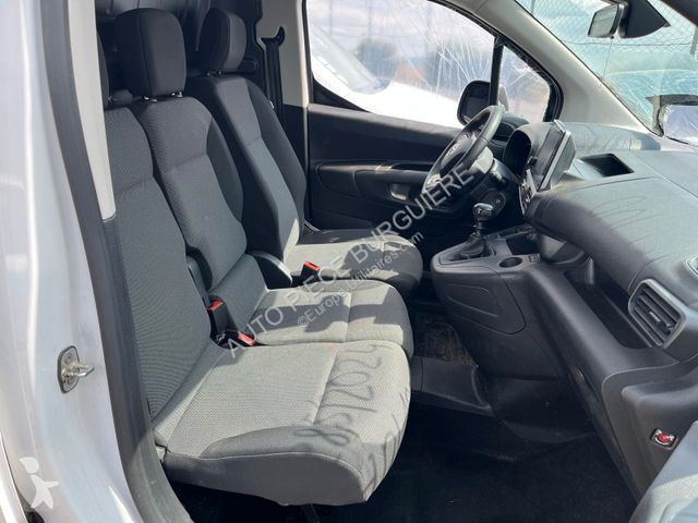 Véhicule utilitaire Toyota III 1.5 100 D-4D...