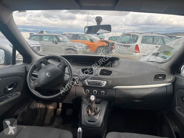 Véhicule utilitaire Renault Scénic III 1.5 DCi...