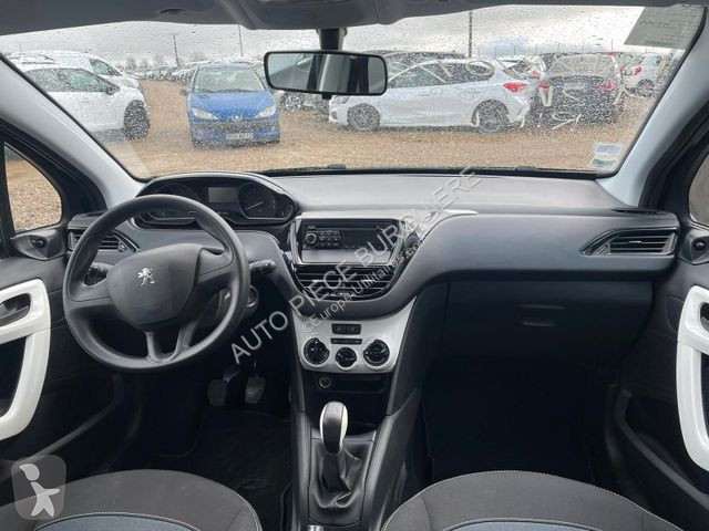 Furgoneta Peugeot 1.2i PureTech 68 Like / FD492