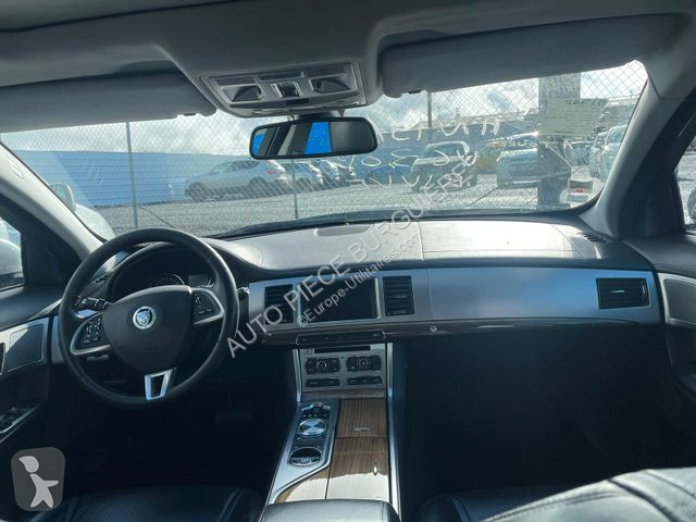 Véhicule utilitaire Jaguar 3.0D 240 V6...