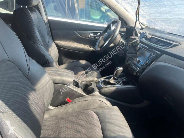 Véhicule utilitaire Nissan Qashqaï 1.7 DCi 150...