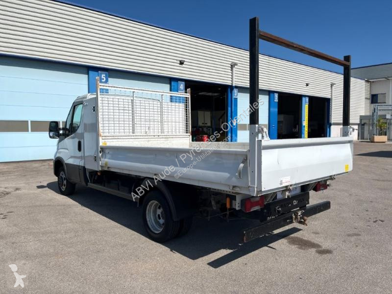 Autoutilitară Iveco 35C14H CLIM AUTO BLUETOOTH...