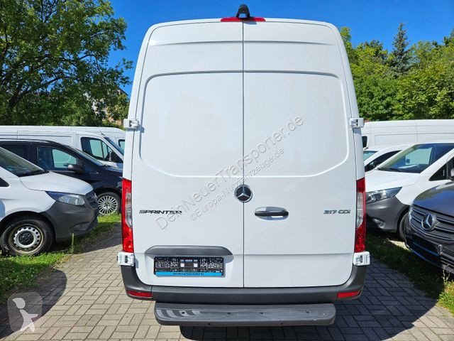 Autoutilitară Mercedes 317 CDI PRO...