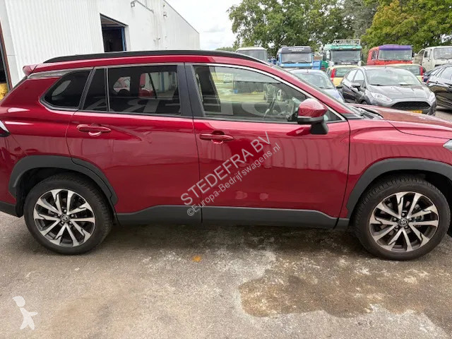 Bedrijfswagen Toyota Cross Hybrid 140 Dynamic