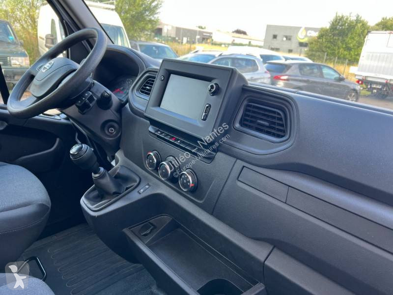 Furgoneta Nissan