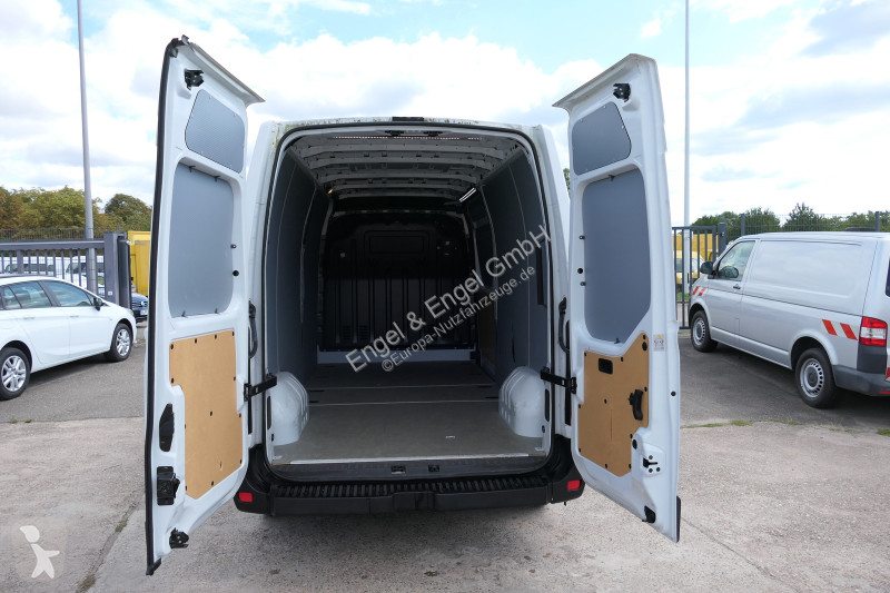 Autoutilitară Renault Master 130 dCi L3H2 Euro6...