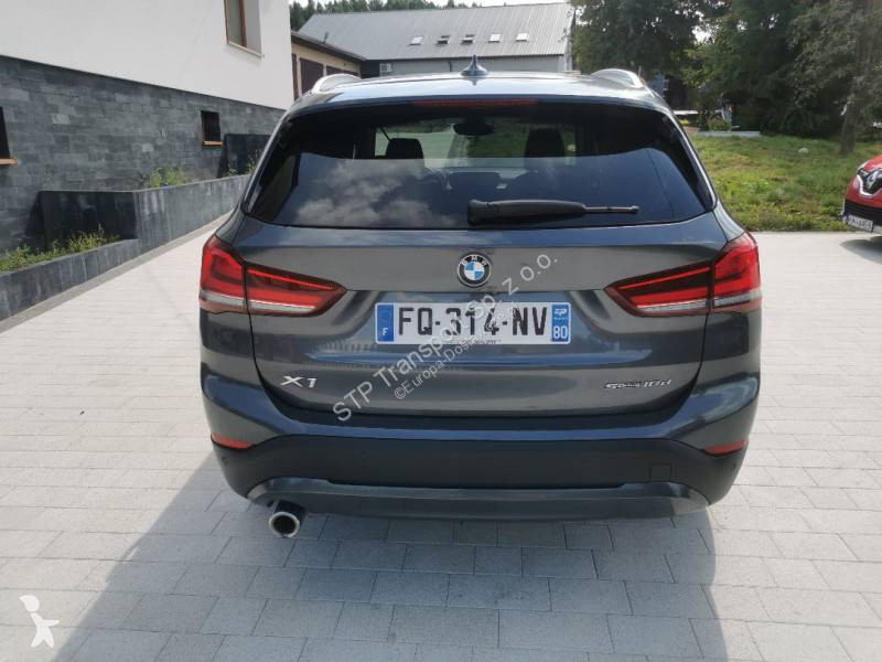 Véhicule utilitaire BMW