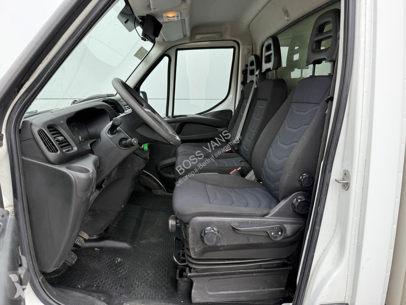 Véhicule utilitaire Iveco 35S16 2.3 Bakwagen...