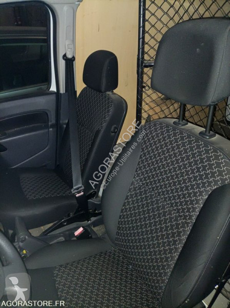 Véhicule utilitaire Renault KANGOO