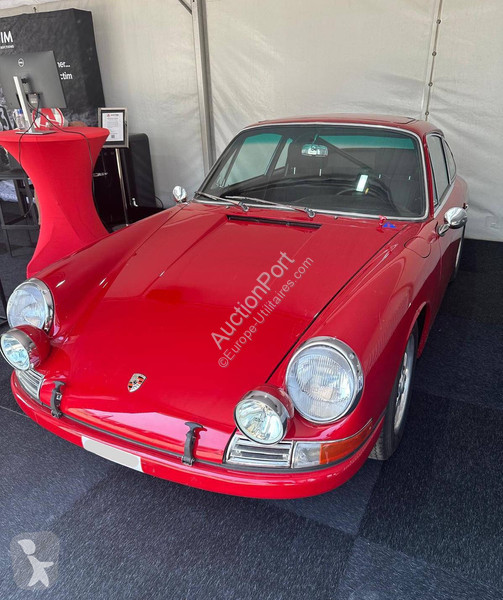 Véhicule utilitaire Porsche 2.0