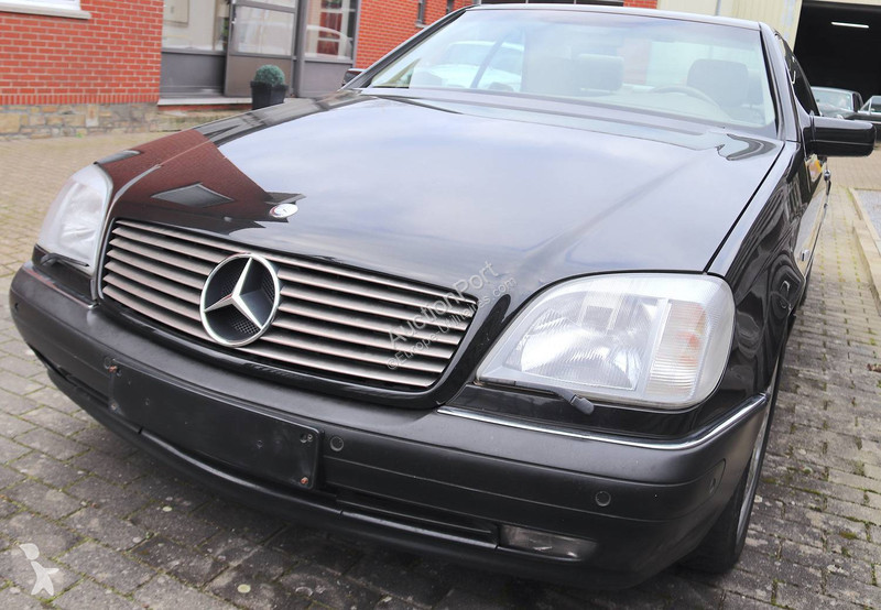 Véhicule utilitaire Mercedes (W140 SEC...