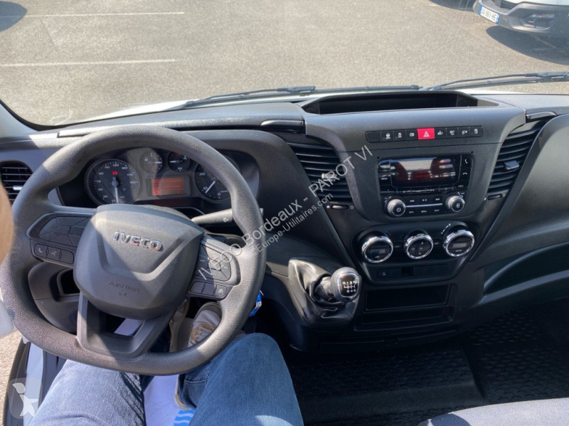 Furgoneta Iveco 35C16H3.0 Empattement 4100